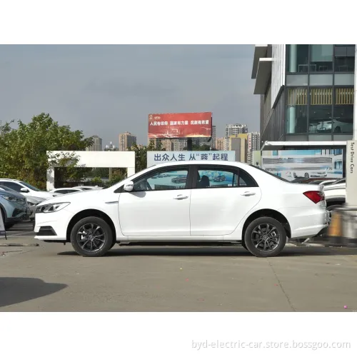 Byd Latest Qin City Auto Cheap High Speed Long Range New Energy Battery EV Electrical Electric Car